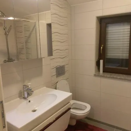 Hiša za goste Nice 4*